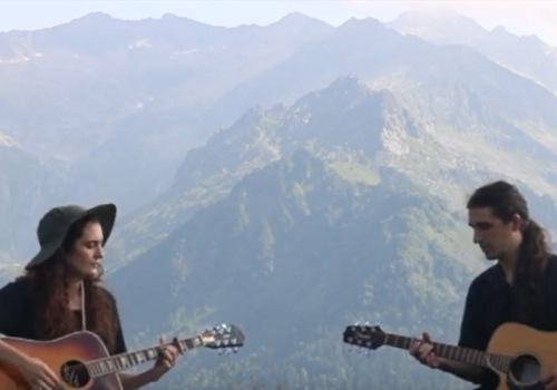 Duo de guitares, concert à La Passerelle_Entraunes - Héloïse Francesconi et Manu Hemene