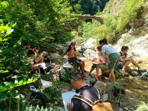 Été culturel : ateliers artistiques avec Ambre Gaude au cœur du Mercantour_Tende