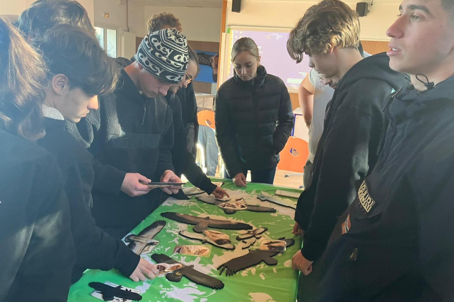 Ateliers nature pour les élèves du lycée agricole de Carmejane © A. Bono