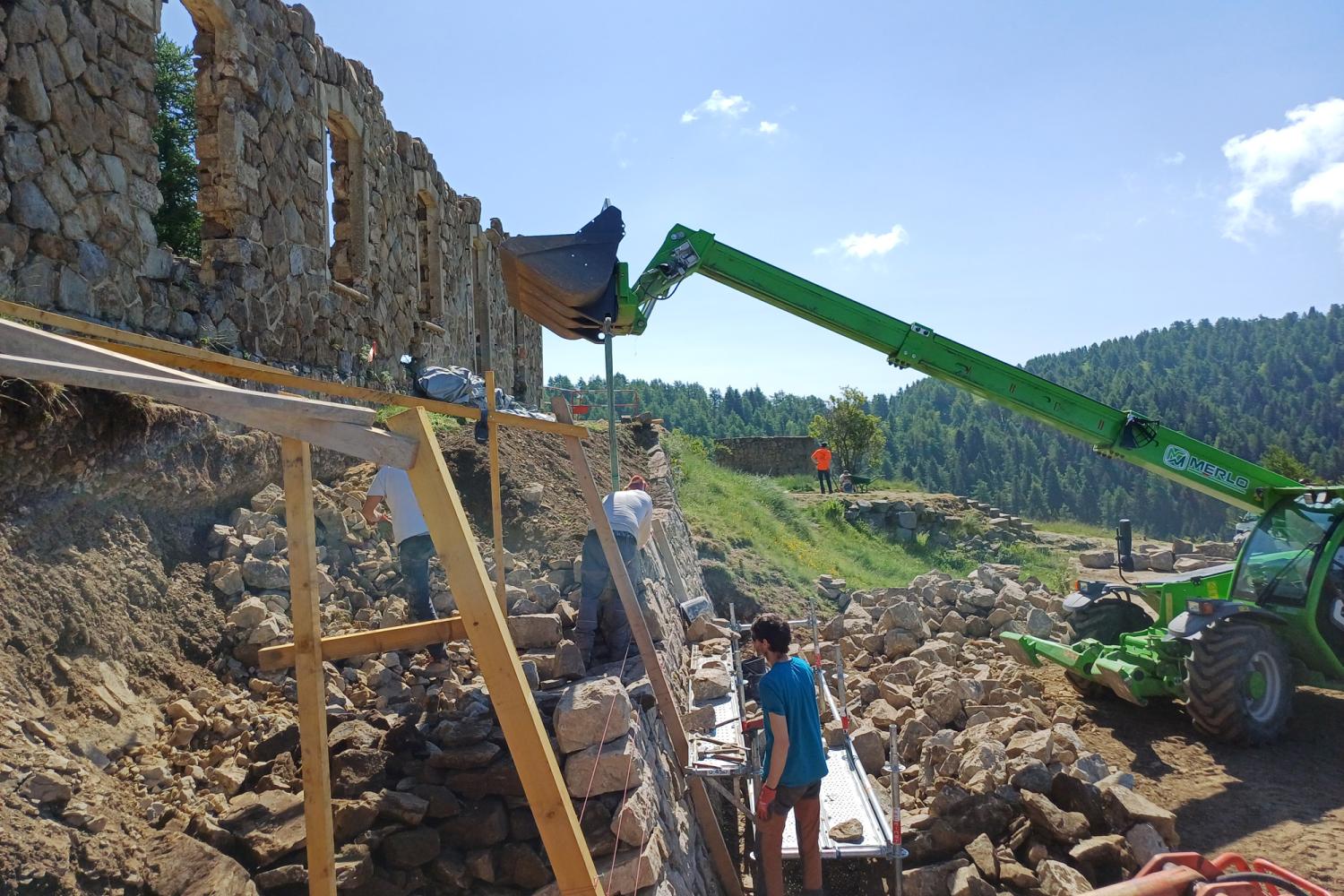 campagne de travaux pour la sécurisation des ouvrages militaires du massif de l’Authion © H. Tesson / PnM