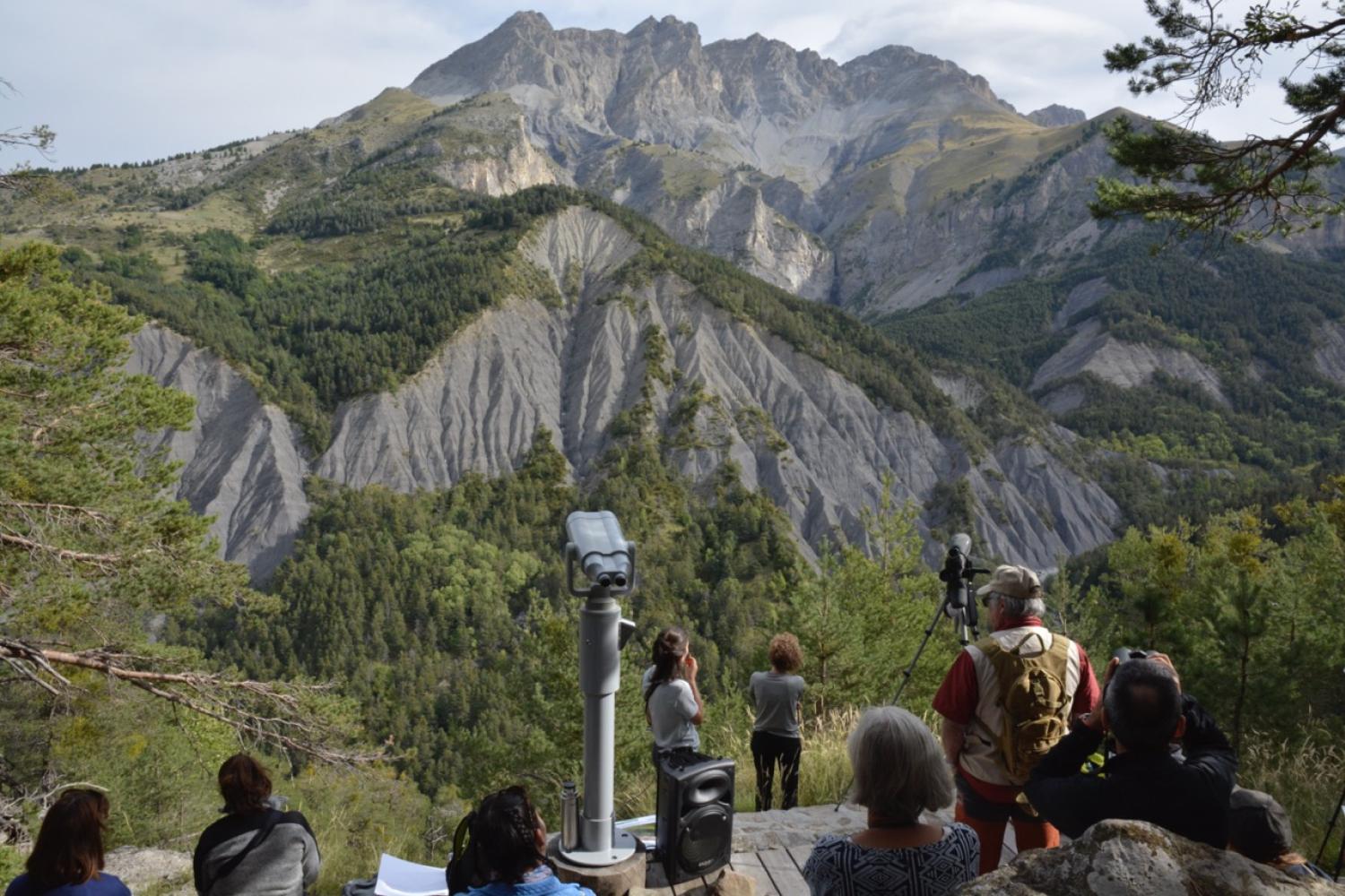 Le Réseau Gypaète Mercantour réuni à Entraunes © F. Breton / PnM