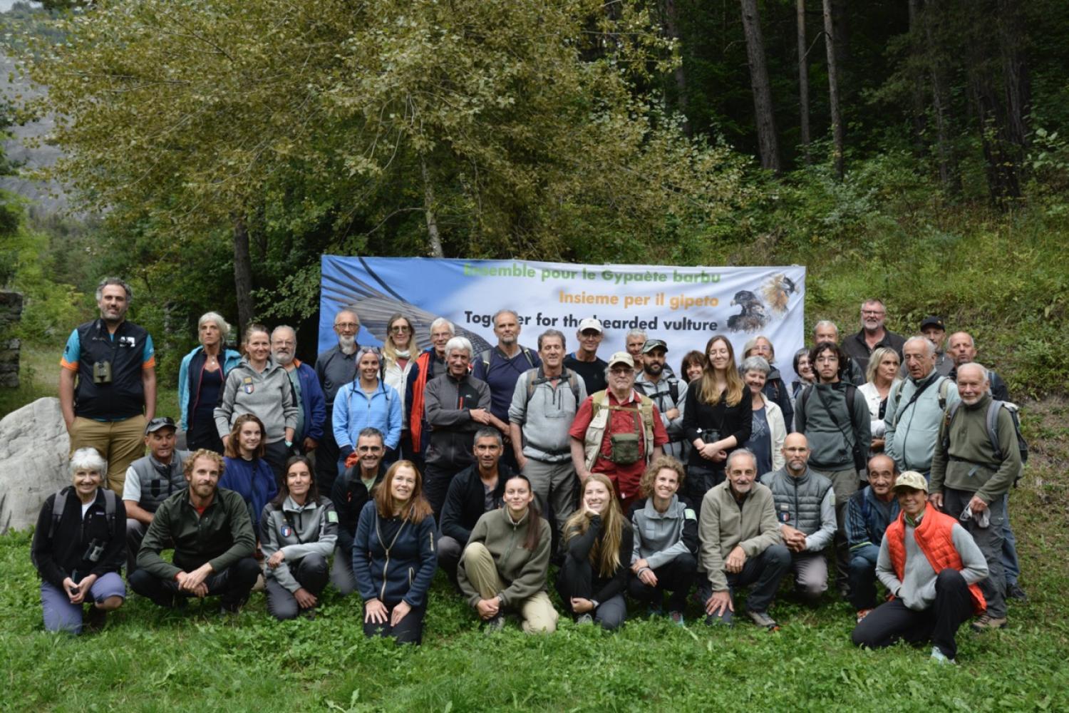 Le Réseau Gypaète Mercantour réuni à Entraunes © F. Breton / PnM