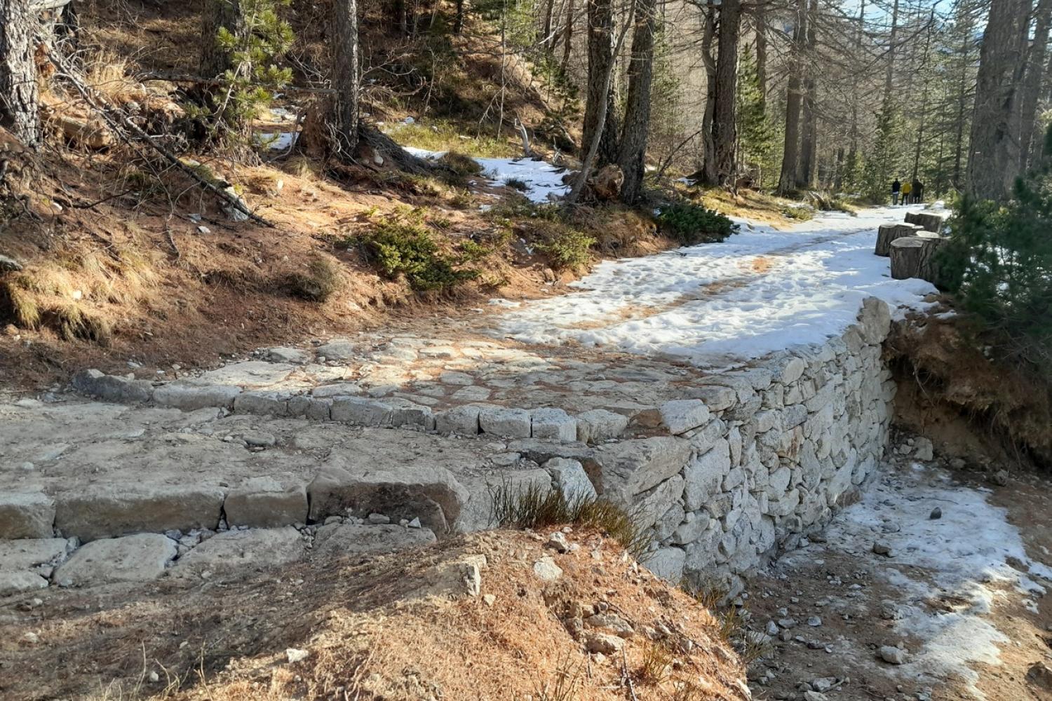 Travaux sentier en Vésubie : Salèse © J. Chaudet / PnM