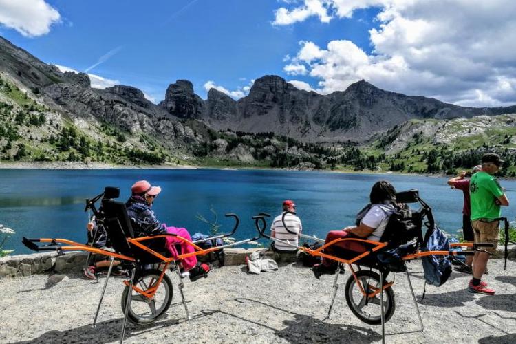 Sortie pour personnes à mobilité réduite au lac d'Allos - Sortie pour personnes à mobilité réduite au lac d'Allos